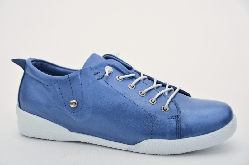 Charlotte 0341754-823