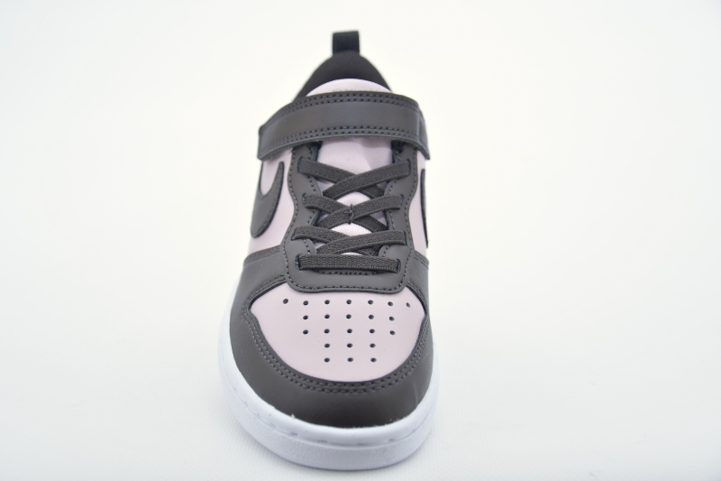 NIKE Court Borough Low