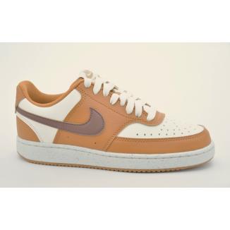 NIKE Court Vision Low - Women