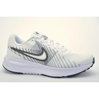 NIKE Run Defy Women